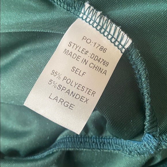 Baltic Born Deep Rich & Bold Emerald Dress - Picture 9 of 9